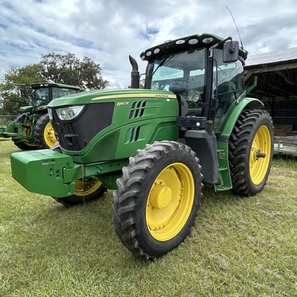 2014 John Deere 6140R Equipment Image0