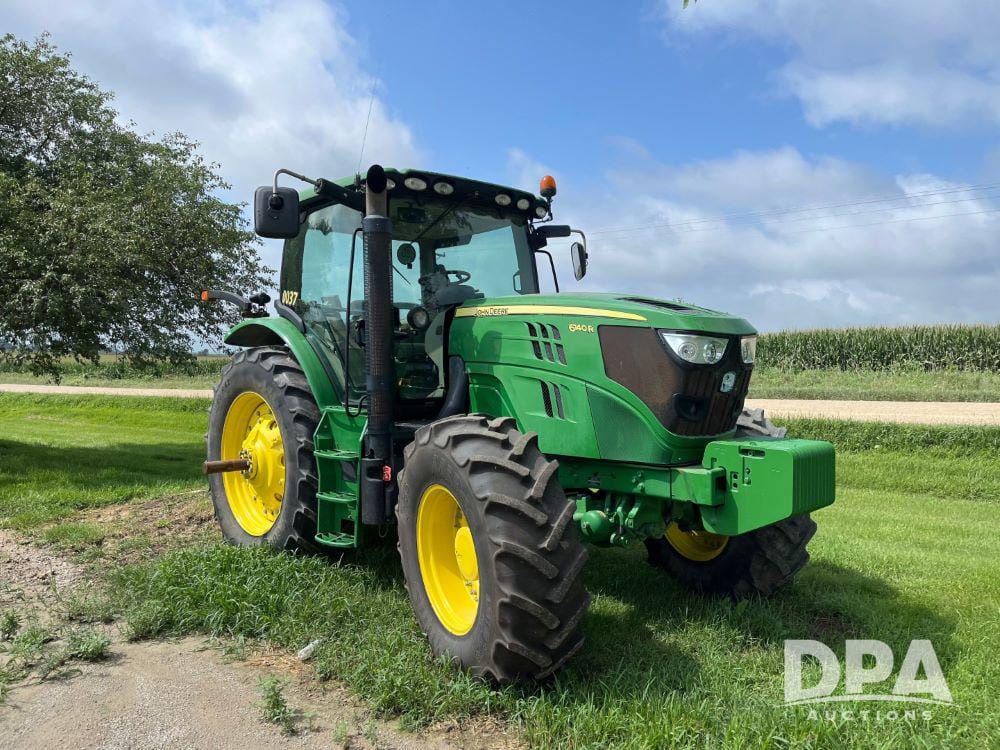 2014 John Deere 6140R Equipment Image0