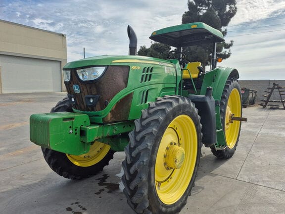 2014 John Deere 6150M Equipment Image0