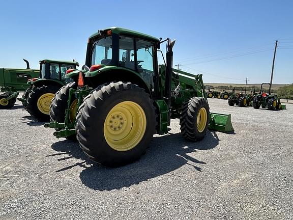 Image of John Deere 6150M equipment image 4