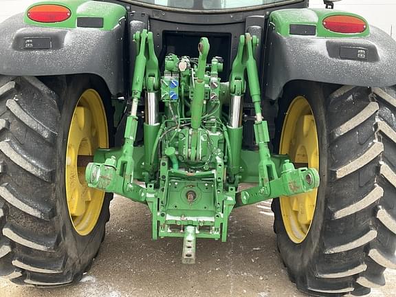 Image of John Deere 6150R equipment image 3