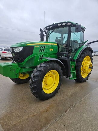 2014 John Deere 6150R Equipment Image0