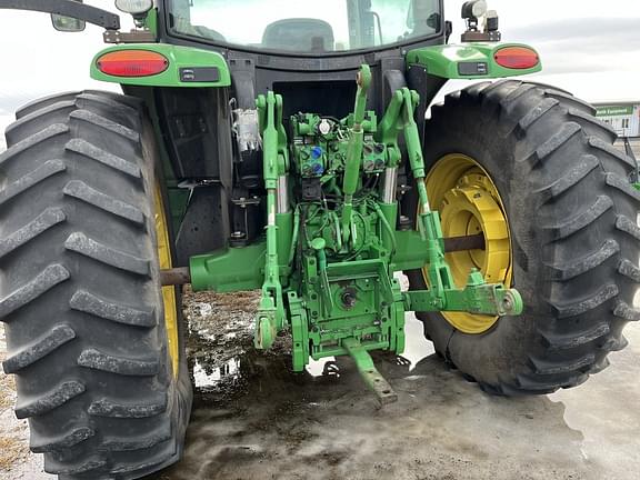 Image of John Deere 6150R equipment image 4