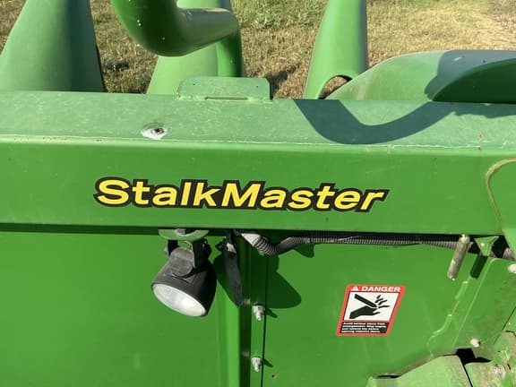 Image of John Deere 616C equipment image 3