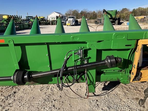 Image of John Deere 616C equipment image 1