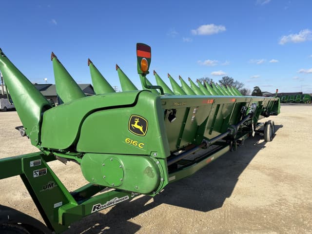 Image of John Deere 616C equipment image 2