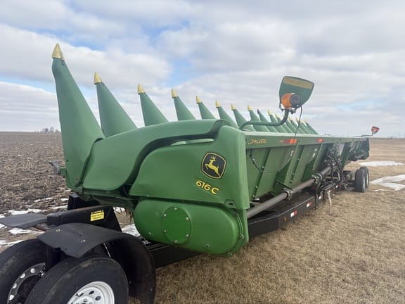 2014 John Deere 616C Equipment Image0