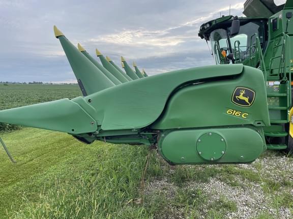 Image of John Deere 616C equipment image 1