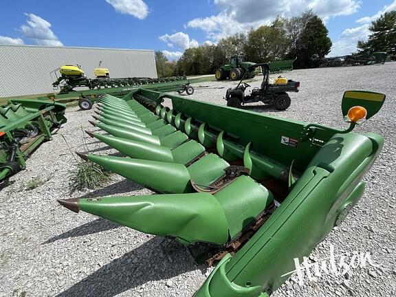 Image of John Deere 616C equipment image 1