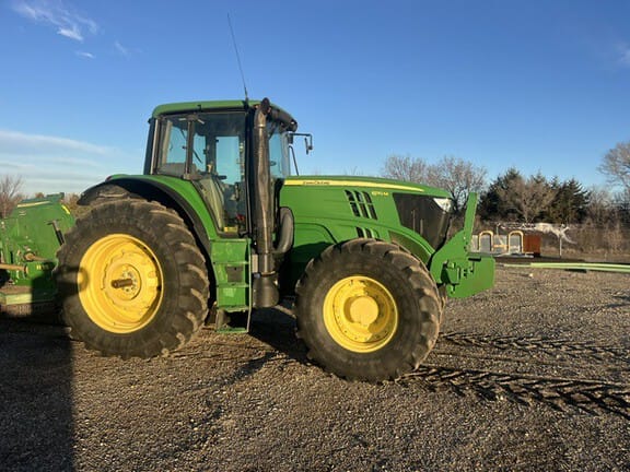 2014 John Deere 6170M Equipment Image0