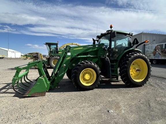 2014 John Deere 6170R Equipment Image0