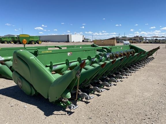 Main image John Deere 618C