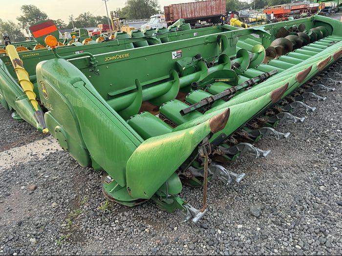 Image of John Deere 618C Primary image