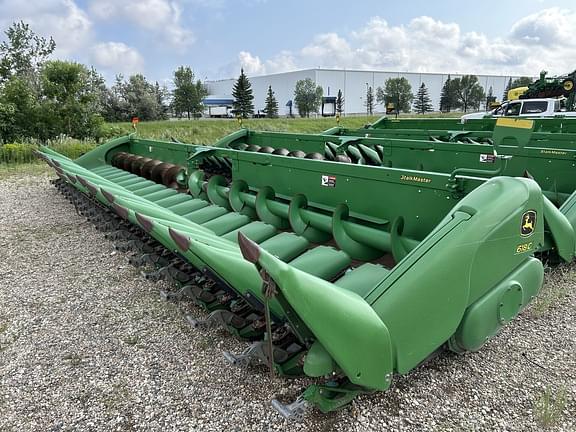 Image of John Deere 618C equipment image 1
