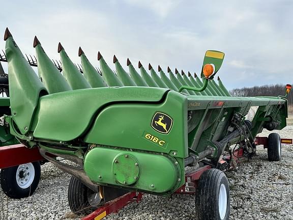 Image of John Deere 618C Primary image