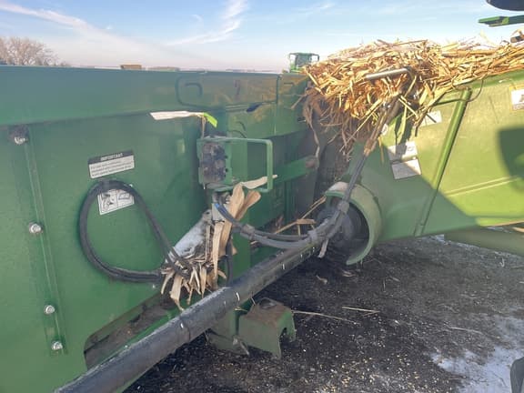 Image of John Deere 618C equipment image 1