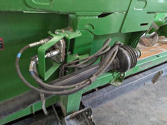 Image of John Deere 618C equipment image 4
