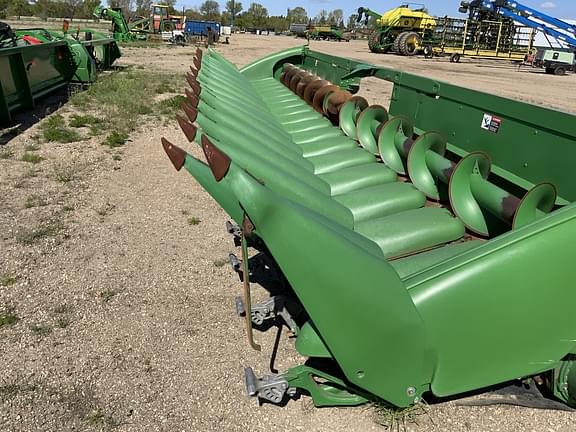 Image of John Deere 618C equipment image 2
