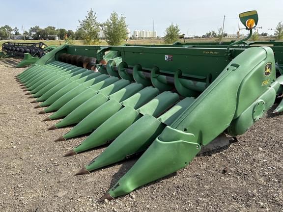 Image of John Deere 618C Primary image