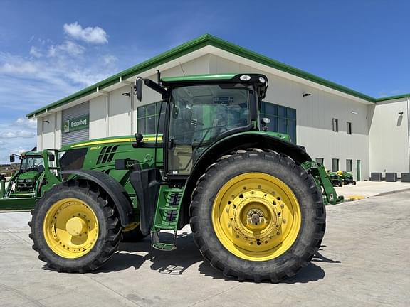 Image of John Deere 6190R equipment image 1