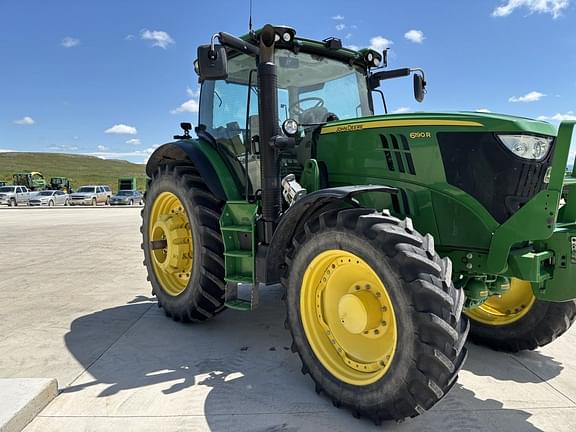 Image of John Deere 6190R equipment image 2