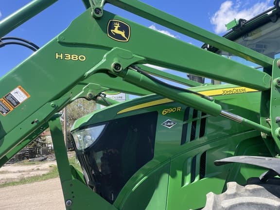 Image of John Deere 6190R equipment image 1