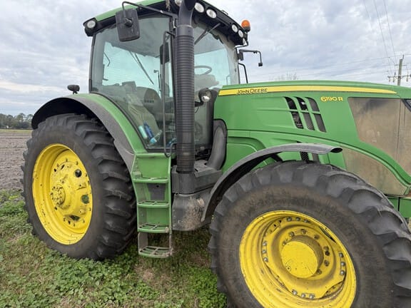 2014 John Deere 6190R Equipment Image0