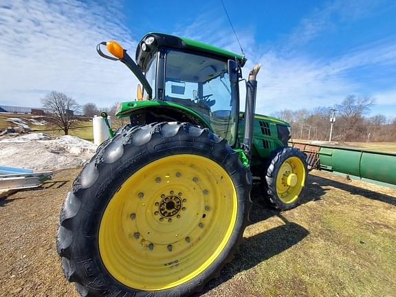 Image of John Deere 6190R equipment image 1