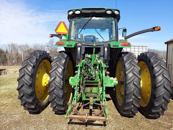 Image of John Deere 6190R equipment image 4