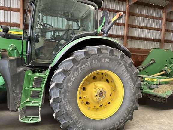 Image of John Deere 6190R equipment image 2