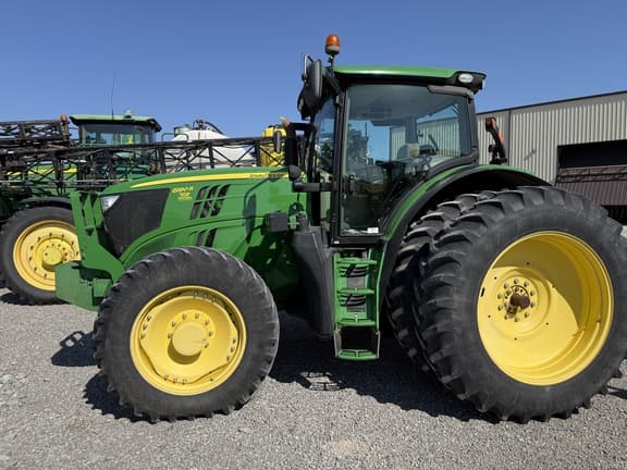 Image of John Deere 6190R equipment image 1
