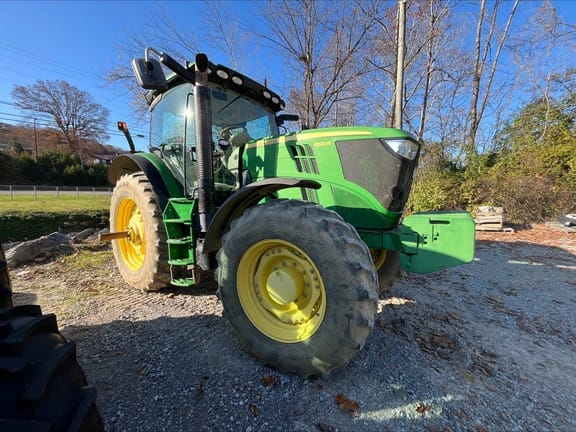 2014 John Deere 6190R Equipment Image0