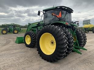 Main image John Deere 6210R 3