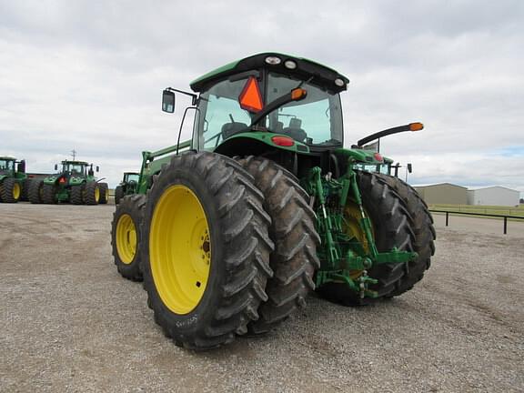 Image of John Deere 6210R equipment image 2