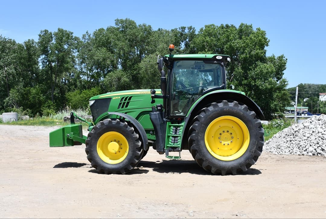 Image of John Deere 6210R Primary image