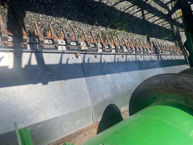 Image of John Deere 622F equipment image 1