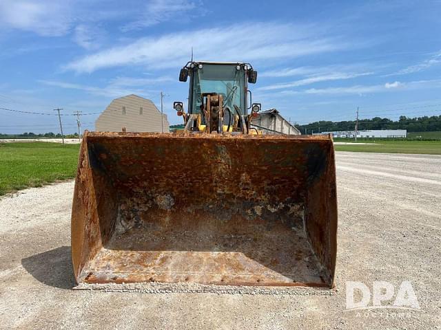 Image of John Deere 624K equipment image 2