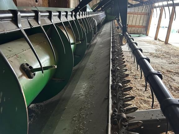 Image of John Deere 625F equipment image 4
