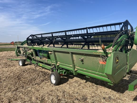 Image of John Deere 625F equipment image 3
