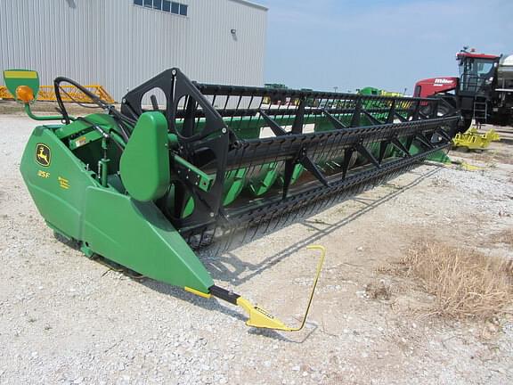 Image of John Deere 625F Primary image