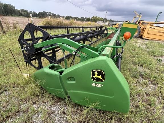 Image of John Deere 625F equipment image 2