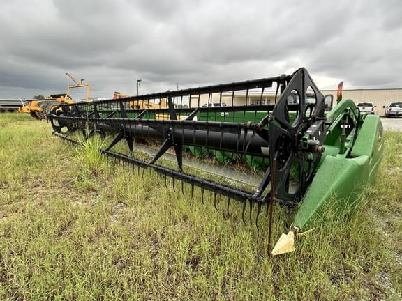 Image of John Deere 625F equipment image 3