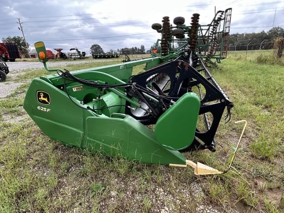 Image of John Deere 625F equipment image 1