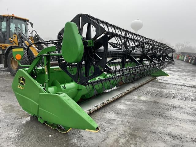 Image of John Deere 625F equipment image 1