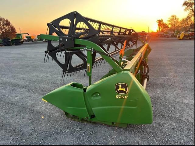 Image of John Deere 625F equipment image 2