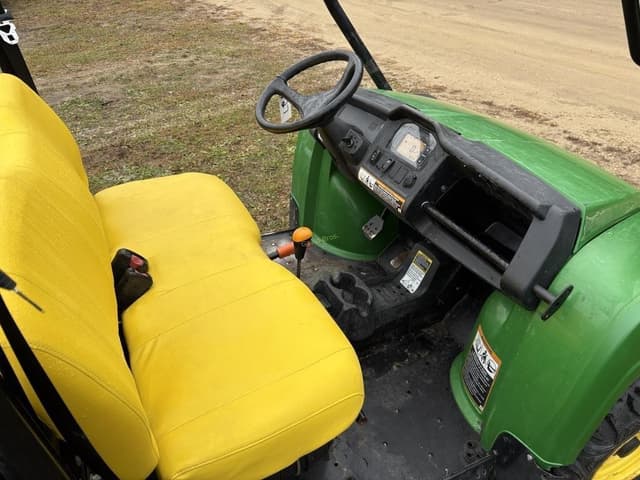 Image of John Deere XUV 625i equipment image 3