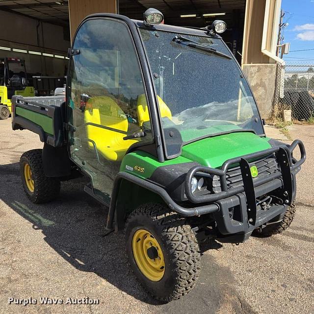 Image of John Deere XUV 625i equipment image 2