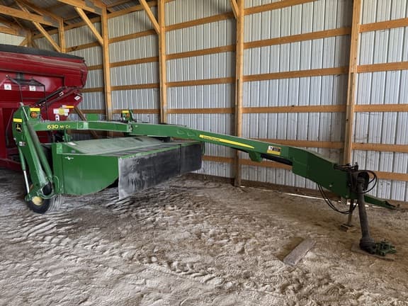 Image of John Deere 630 equipment image 1