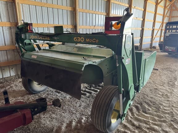 Image of John Deere 630 equipment image 2