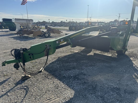 2015 John Deere 630 Equipment Image0